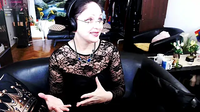 XXX chat uživo modela Imperatriza