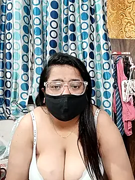 GangbangCouple – Naživo XXX chat