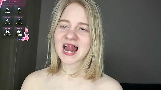 Pertunjukan Kamera Web OdelinaFicken