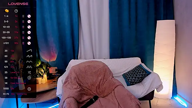 velvet_cherry_'s Live XXX Chat