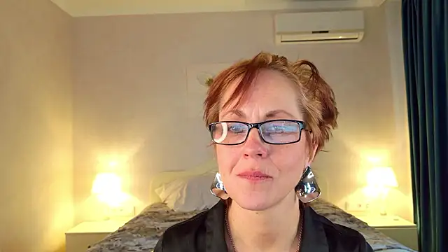 XXX chat uživo modela LioraWeiss