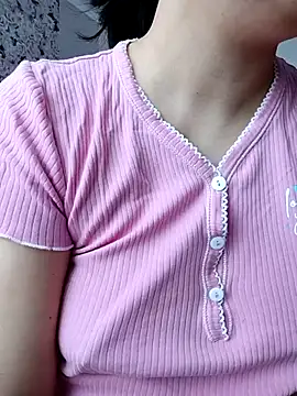 Emi_hot1 现场XXX聊天