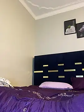 Dellah27 Adlı Modelin Canlı XXX Sohbeti