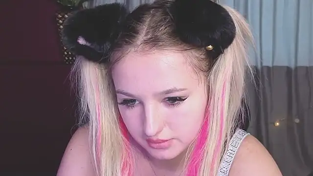 Chat XXX en directo de Banana_Bowl