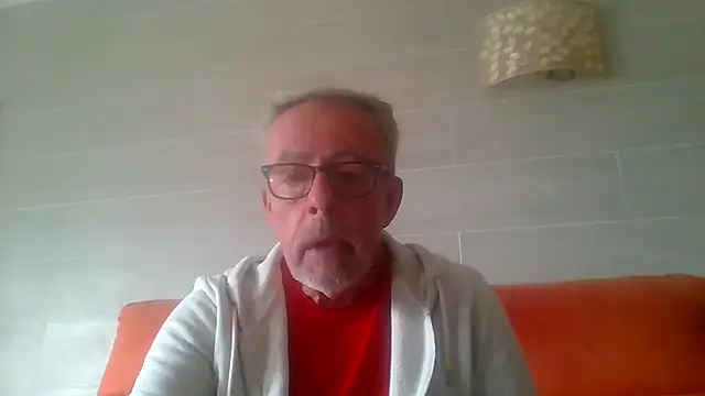 tuggy59: διαδικτυακό σόου στην κάμερα