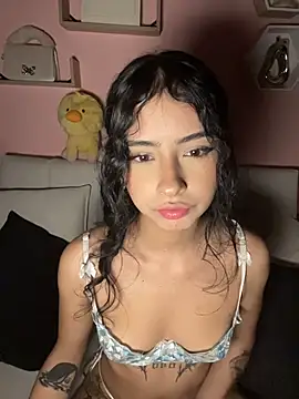 Chat +18 de RosseMelody ao vivo