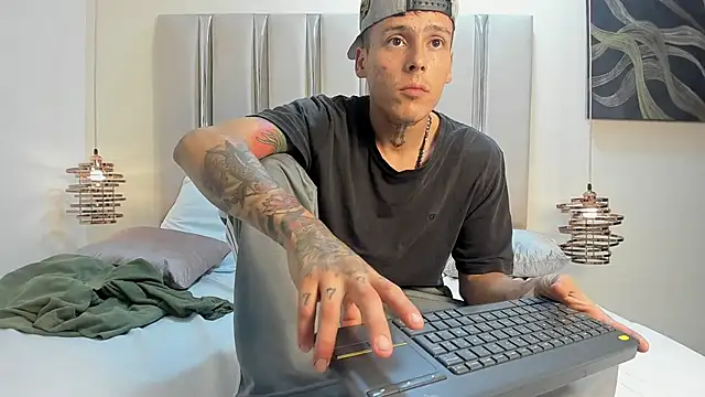 แชท XXX สดของ Ethan_Wolfe