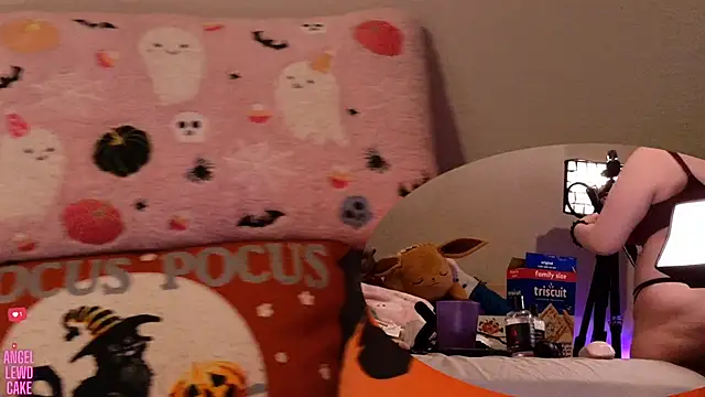 Angel-Lewd-Cake's Live XXX Chat