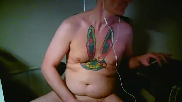 Pokazy przed kamerką – TomKxxxpnp