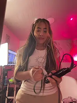 Pokazy przed kamerką – ManuelaVeeleez