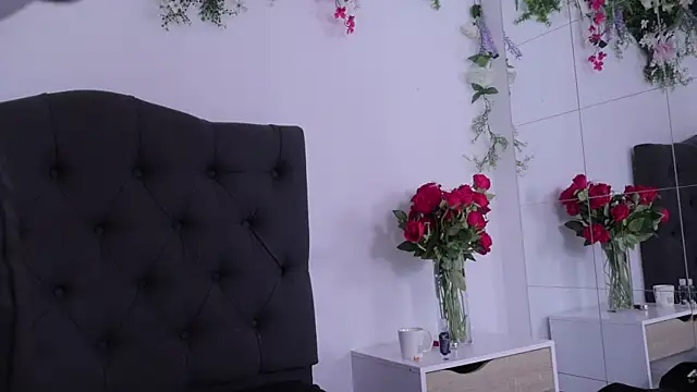 kaylee_lee 即時 XXX 聊天