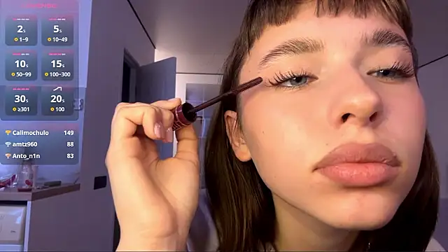 DeltaNorwoode's Live XXX Chat