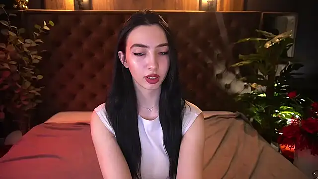 WildKittenX_'s Live XXX Chat