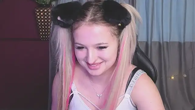 Chat +18 de Banana_Bowl ao vivo