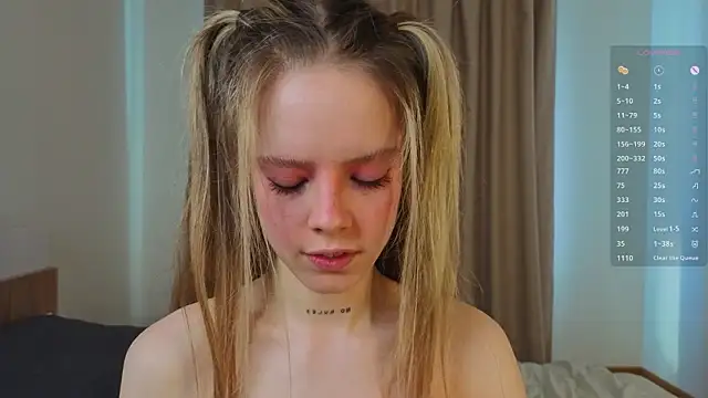 TiffinyMergist's Live XXX Chat