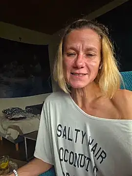 yola181 Live XXX-Chat