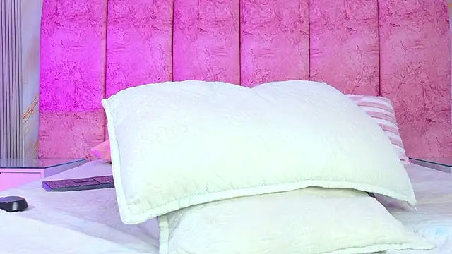 emmacurvy Live XXX-Chat