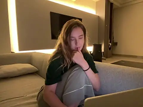 Nura_n_Sarah Live XXX-chat