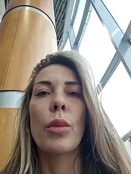 Anna_Nights Chat XXX in diretta