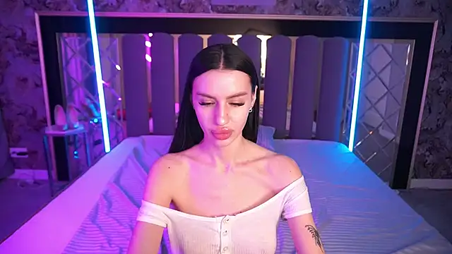 Snow_WhiteeeX's Live XXX Chat