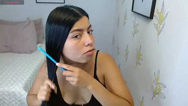 Laia_white's Live XXX Chat