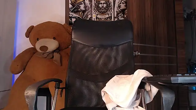 mistressbigcock777's Live XXX Chat