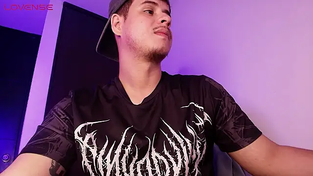 BjornSteel's Live XXX Chat