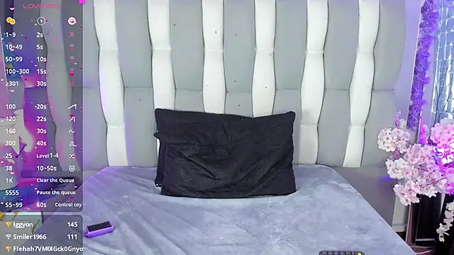 Chat +18 de IsaDiiaz ao vivo