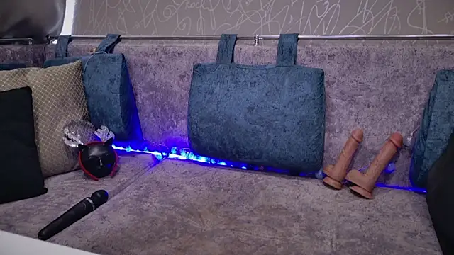 blackcat142: онлайн-секс-чат