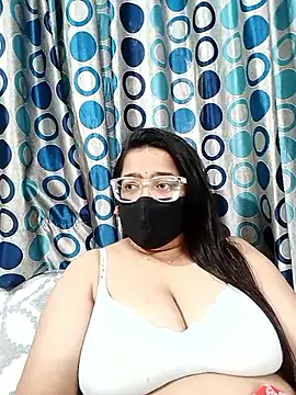 GangbangCouple 即時 XXX 聊天