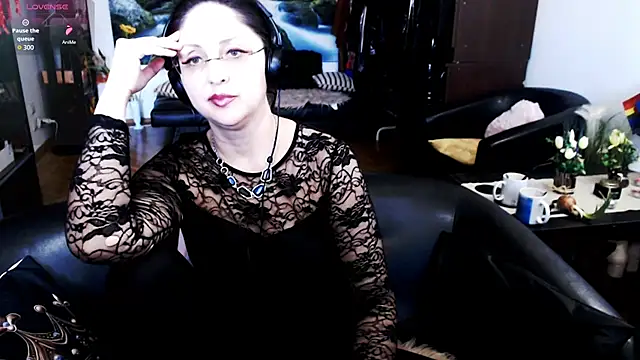 XXX chat uživo modela Imperatriza