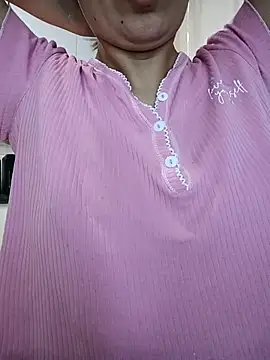 Chat XXX en directo de Emi_hot1