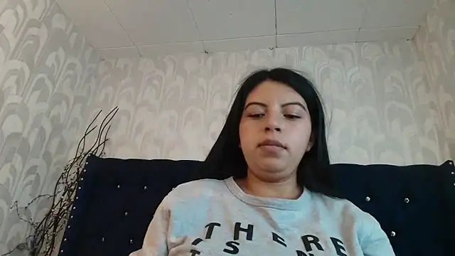 CarolineBrunx: онлайн-секс-чат