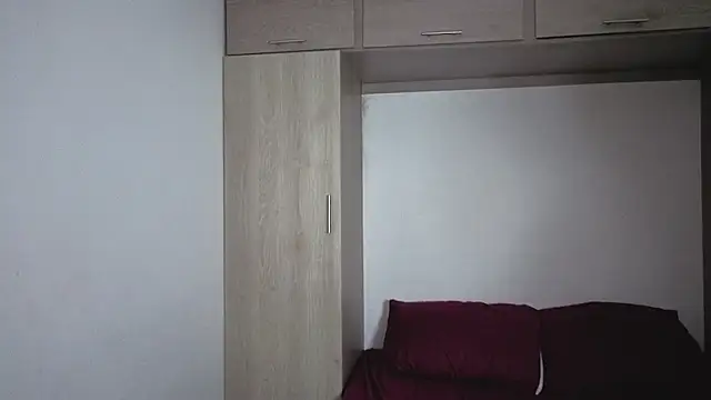 Candela___ Adlı Modelin Canlı XXX Sohbeti