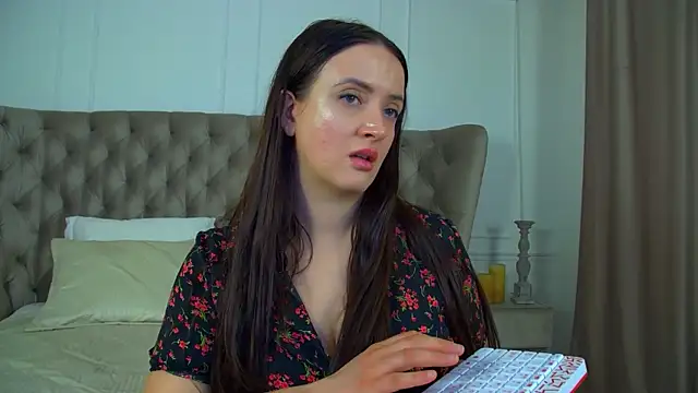 ElinaBellucci – Live XXX-chat