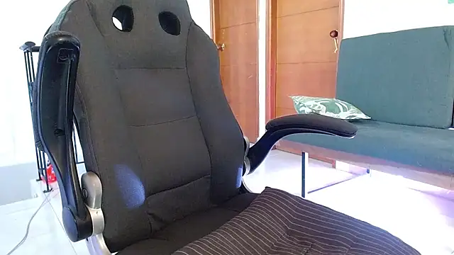 Chatroom XXX en direct de harry_reems1