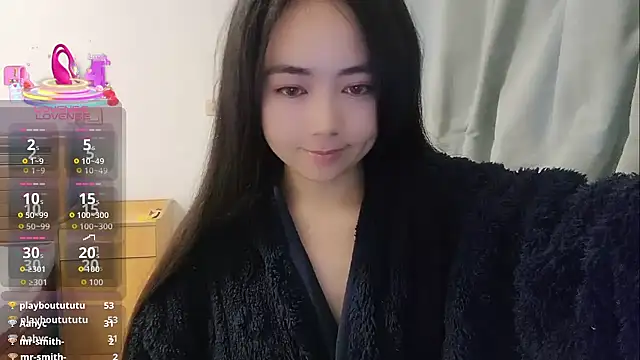 Lucy-xixi 现场XXX聊天