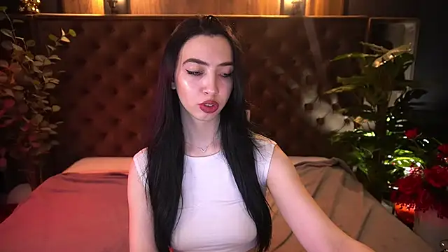 WildKittenX_'s Live XXX Chat