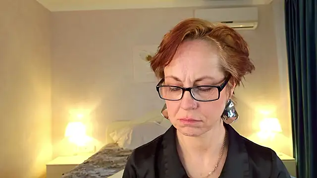 Živý XXX chat LioraWeiss