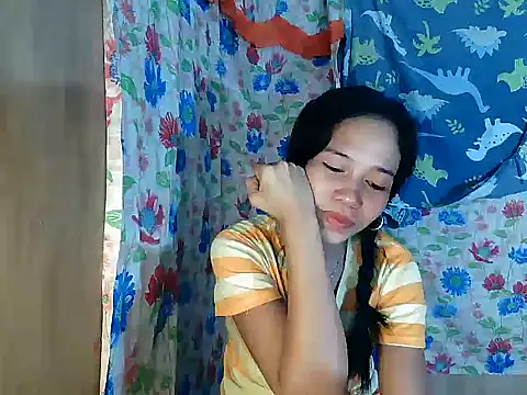 PinaySkinnyGirl: онлайн-секс-чат