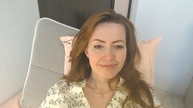 NicoleEunice87 Adlı Modelin Canlı XXX Sohbeti