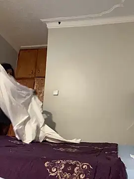 Dellah27のライブXXXチャット