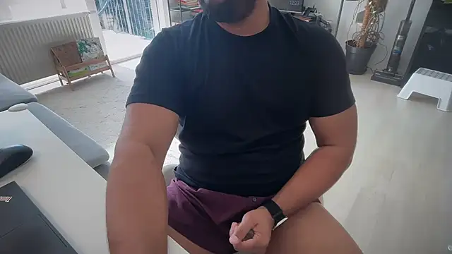 justonce2 – webcam-show