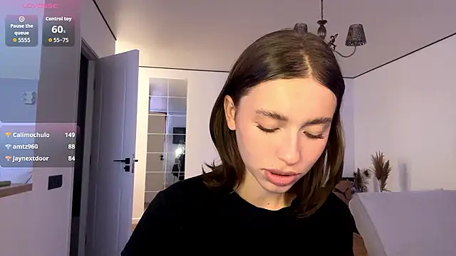 DeltaNorwoode's Live XXX Chat