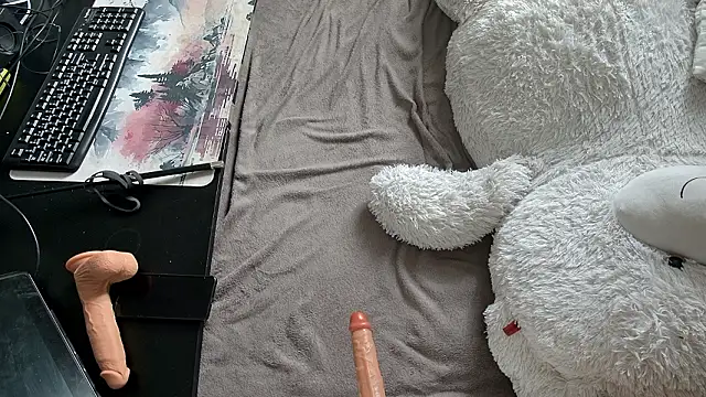 Онлайн чат XXX CeriseLapine