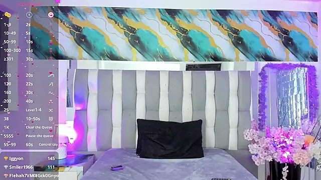 Chat +18 de IsaDiiaz ao vivo