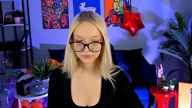 Онлайн чат XXX MaoqiBeverly