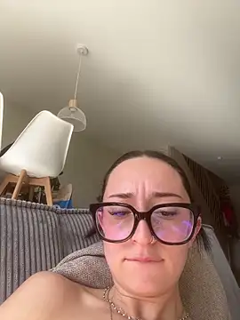 Chat XXX en directo de Lolasecret_