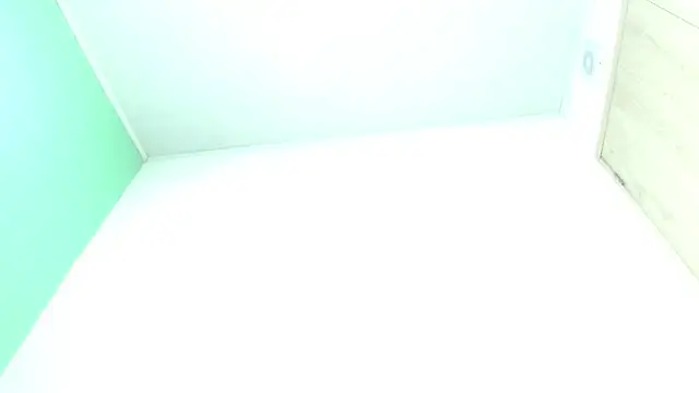 avaleri_cherry Webcam show