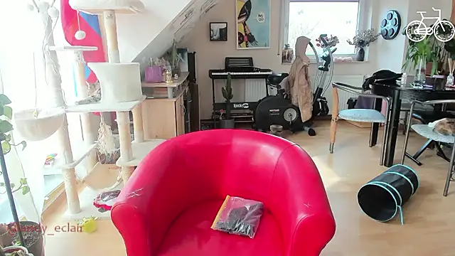 tinny_williams 即時 XXX 聊天